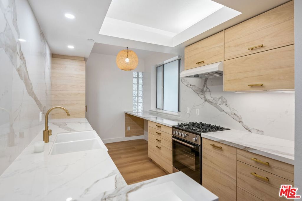 Photo of Listing #26644765