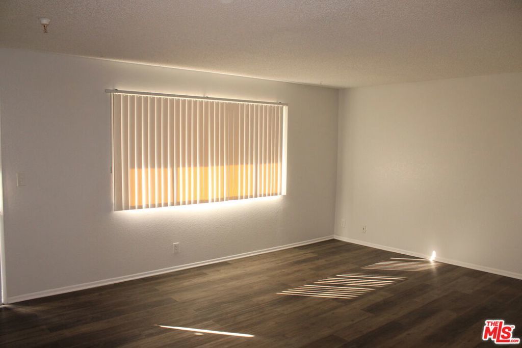 Photo of Listing #26644771