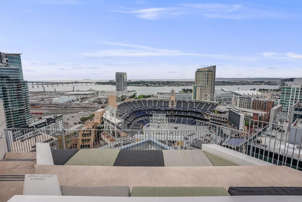 321 10th Avenue # 1303, San Diego