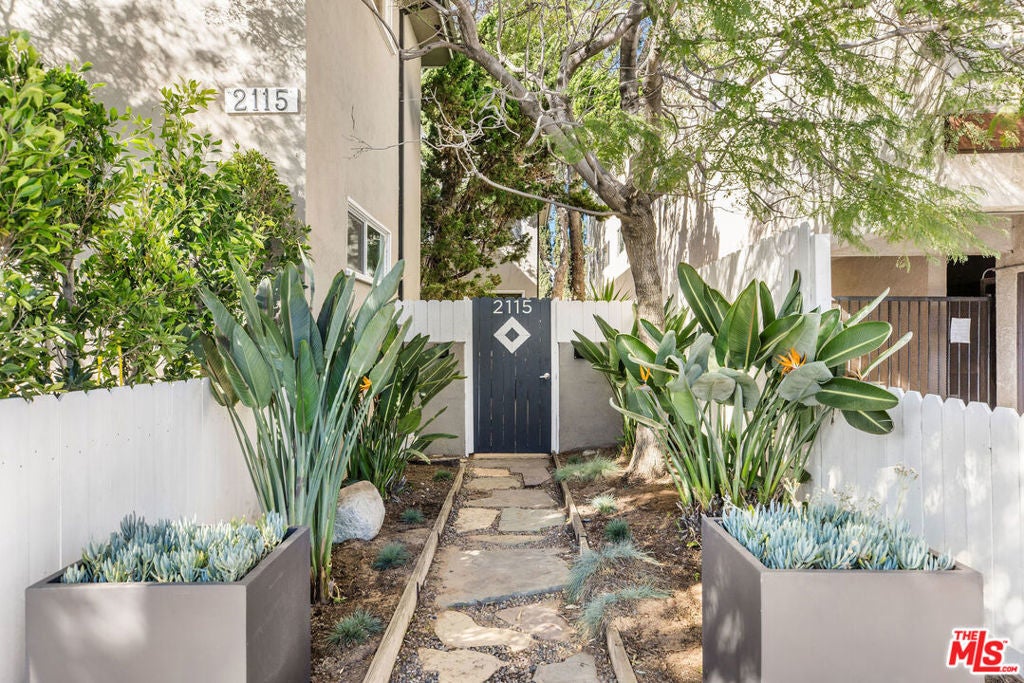 Photo of Listing #26645479