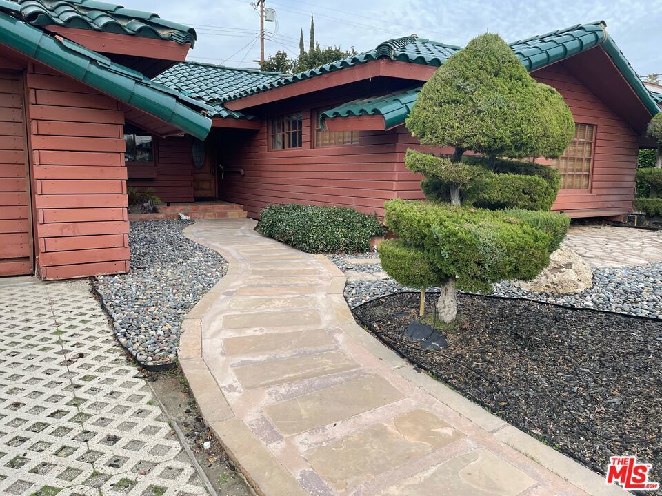 Photo of Listing #26645641