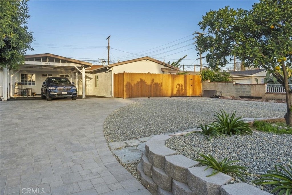 Photo of Listing #SR26022647