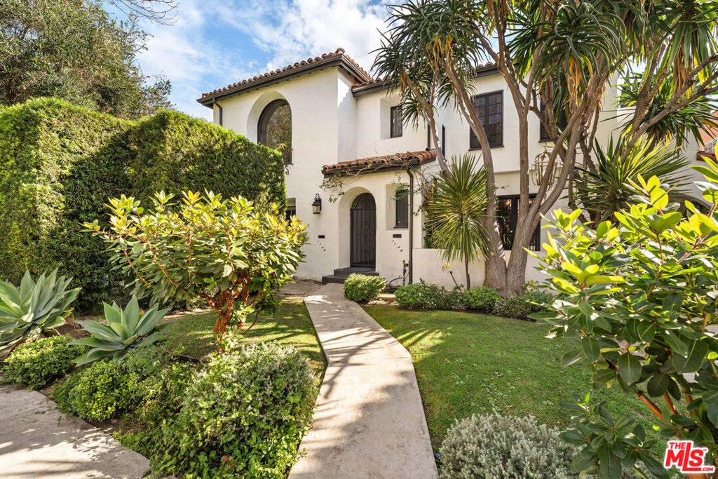 Photo of Listing #26645599