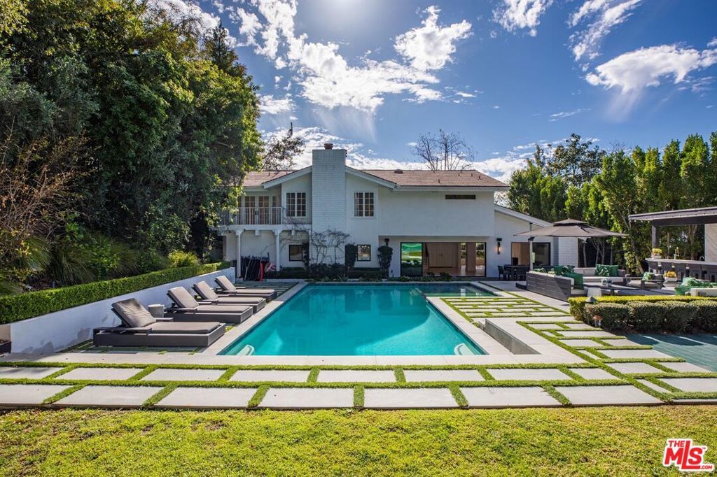 Photo of Listing #26645513