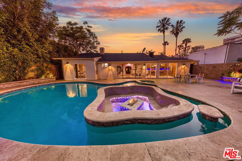 Photo of Listing #26646219