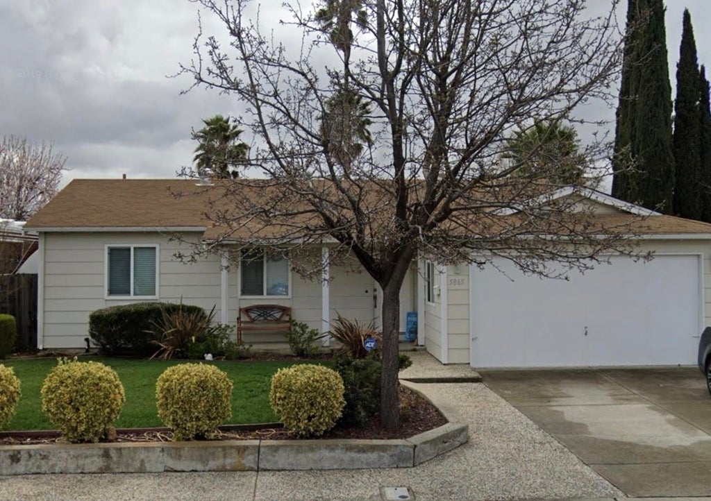 Photo of Listing #41122764