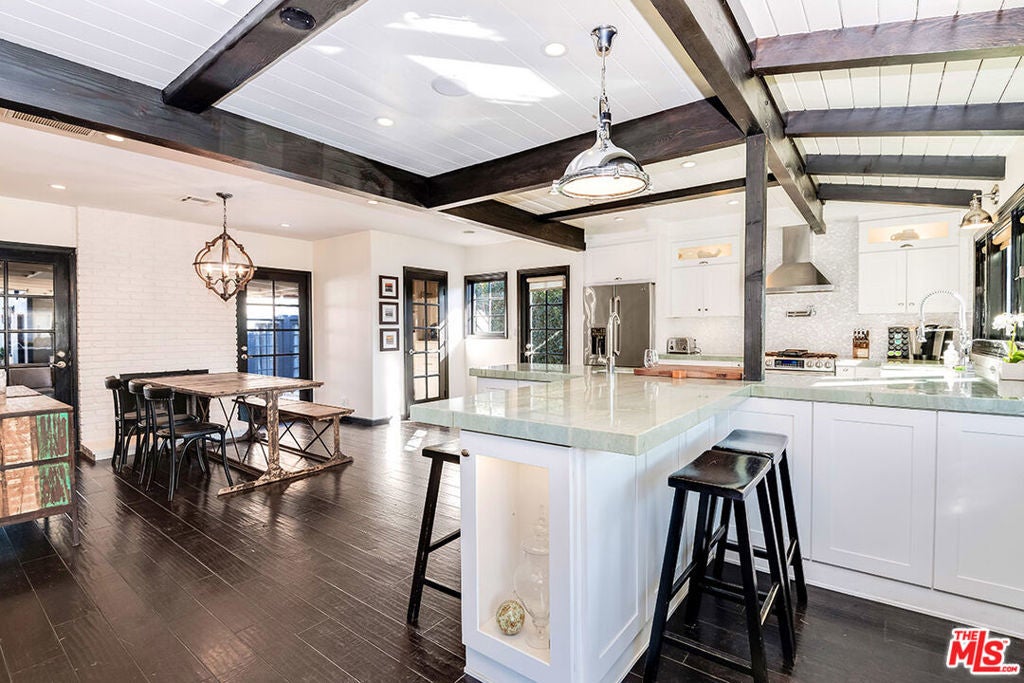 Photo of Listing #26646283