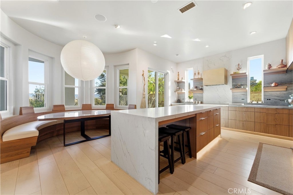 Photo of Listing #SR26024879