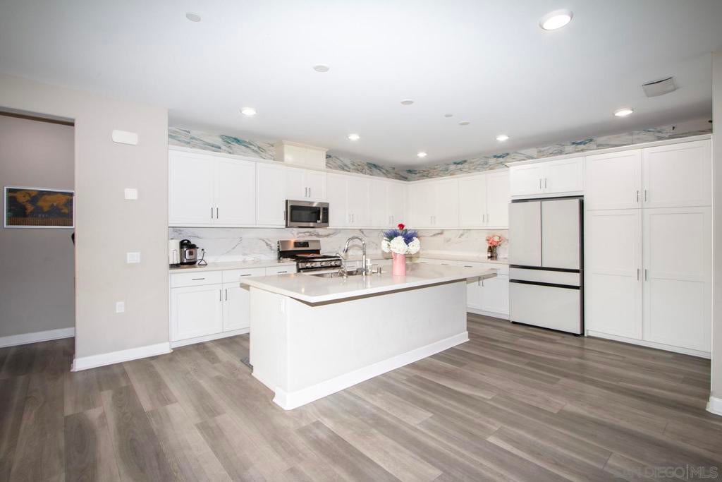 Photo of Listing #260002600SD