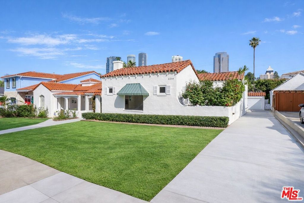 Photo of Listing #25630197