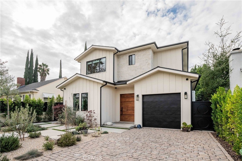 Photo of Listing #SR26025663