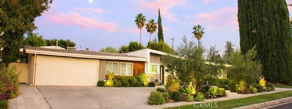 Photo of Listing #SR26026087