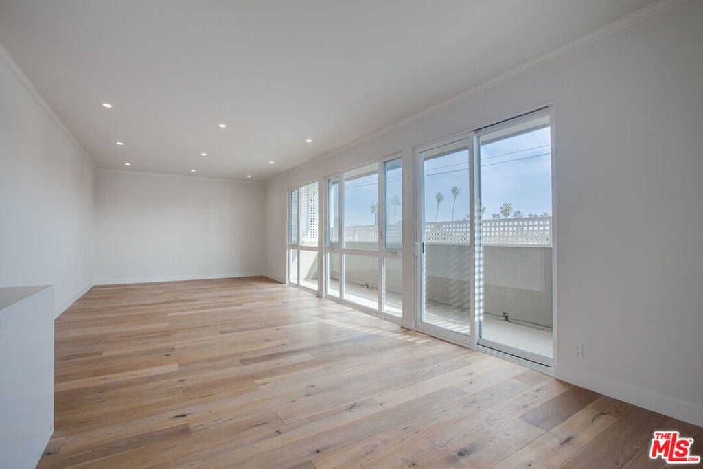 Photo of Listing #26647711