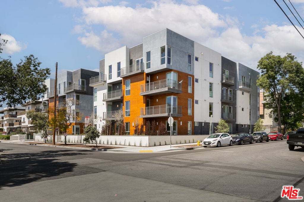 Photo of Listing #26647825