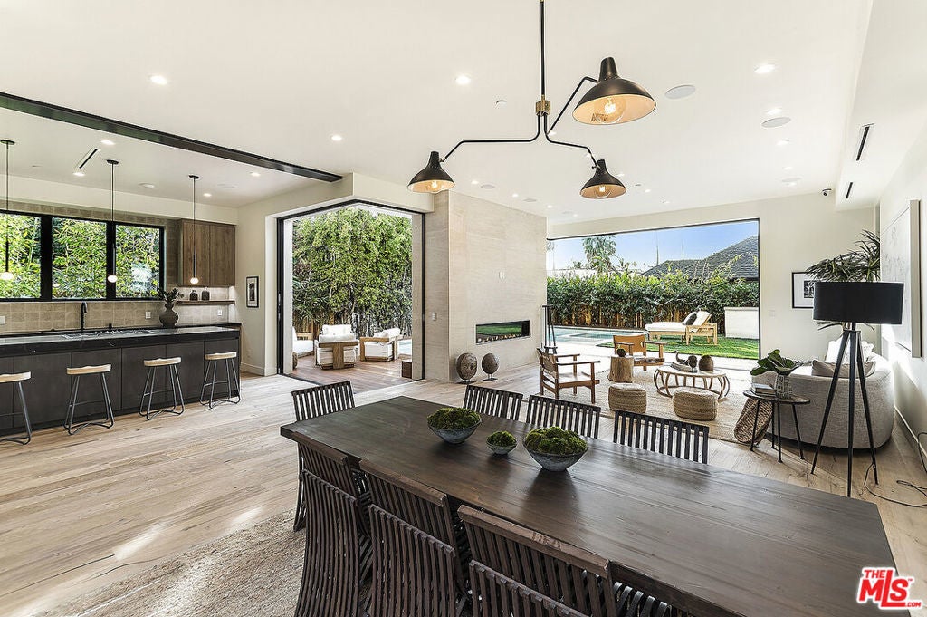 Photo of Listing #26648073