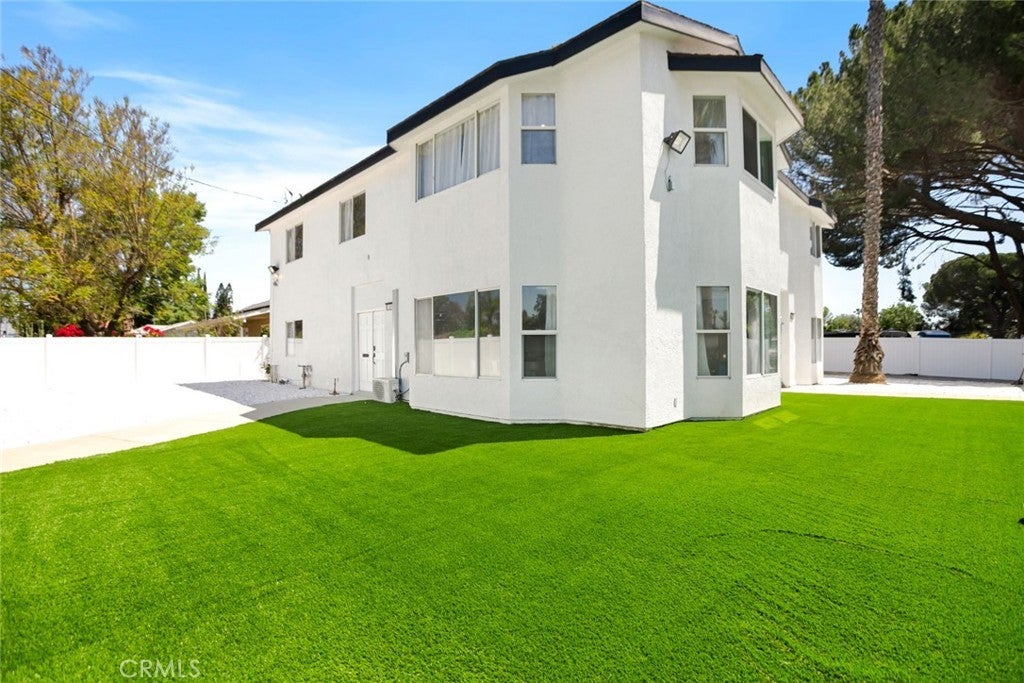 Photo of Listing #SR26027425