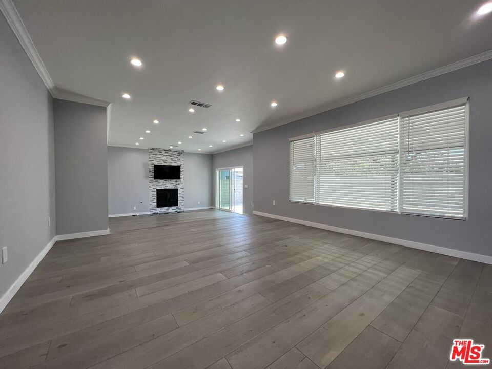 Photo of Listing #26647131