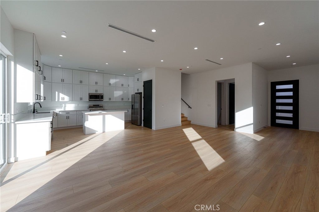 Photo of Listing #SR26004875