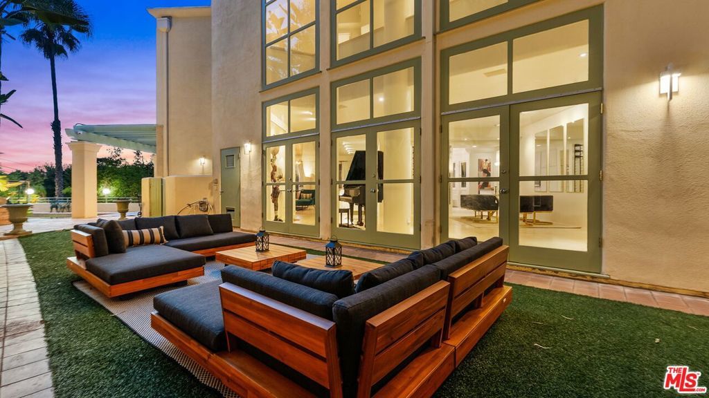 Photo of Listing #26648373