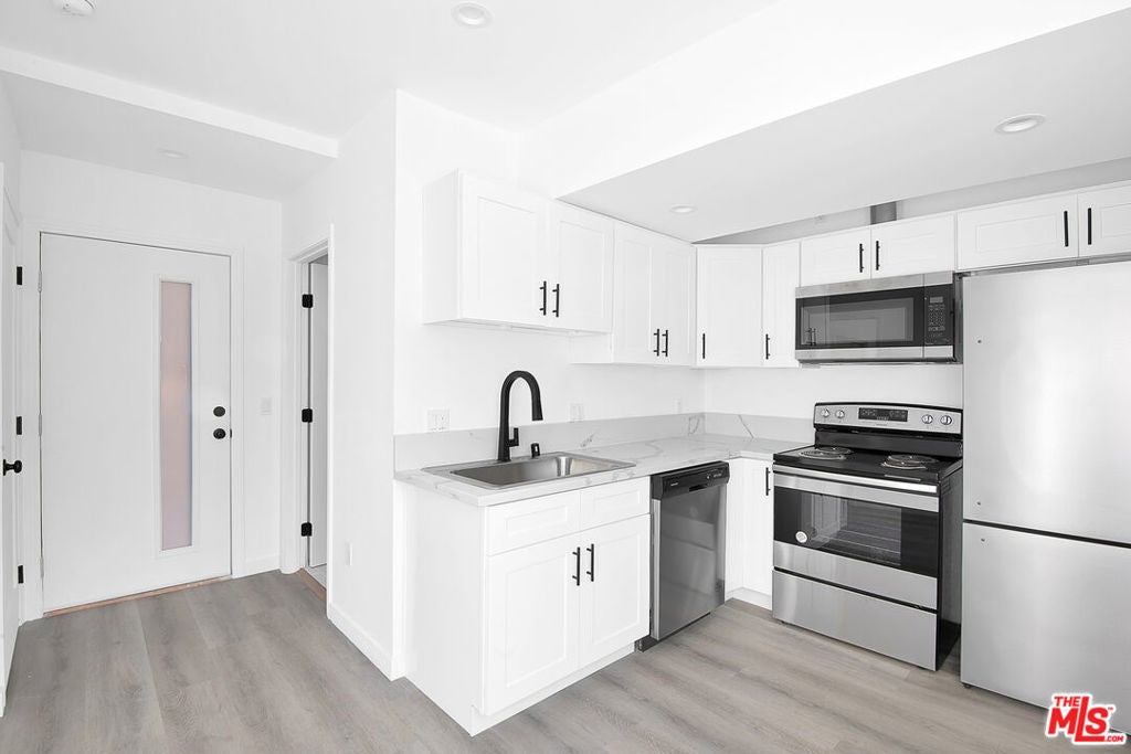 Photo of Listing #26648557