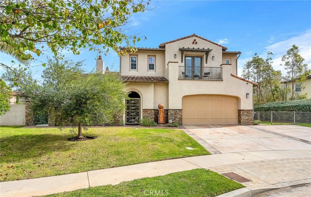 8001 Ocean Bluff, Los Angeles