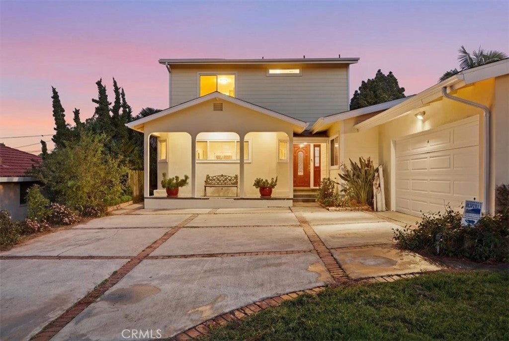 Photo of Listing #PV26027450