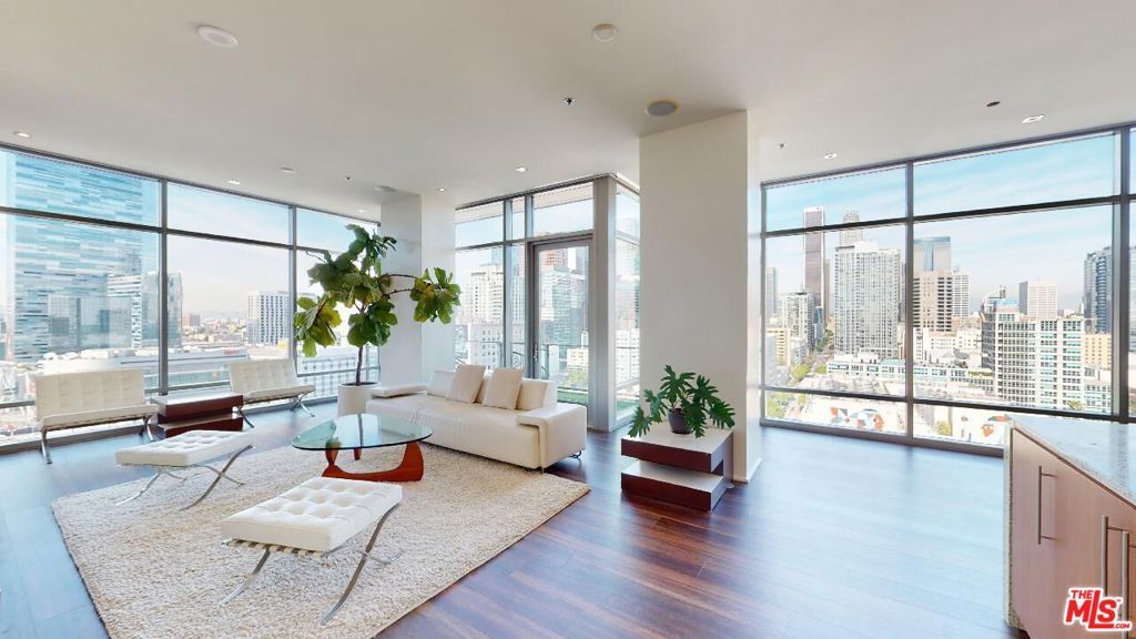 Photo of Listing #26649041