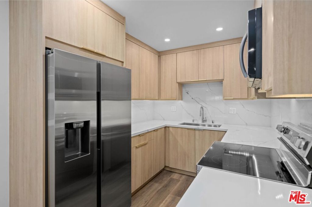 Photo of Listing #26648531