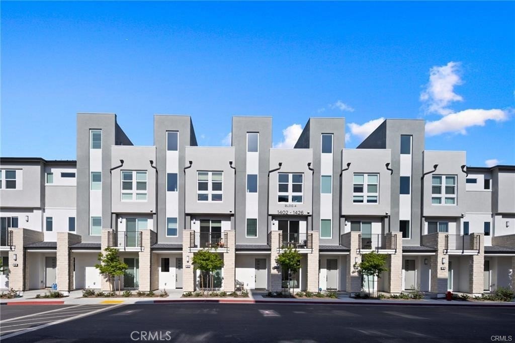 Photo of Listing #OC26028408