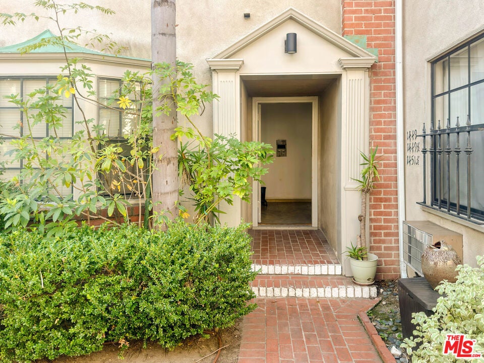 Photo of Listing #26649331