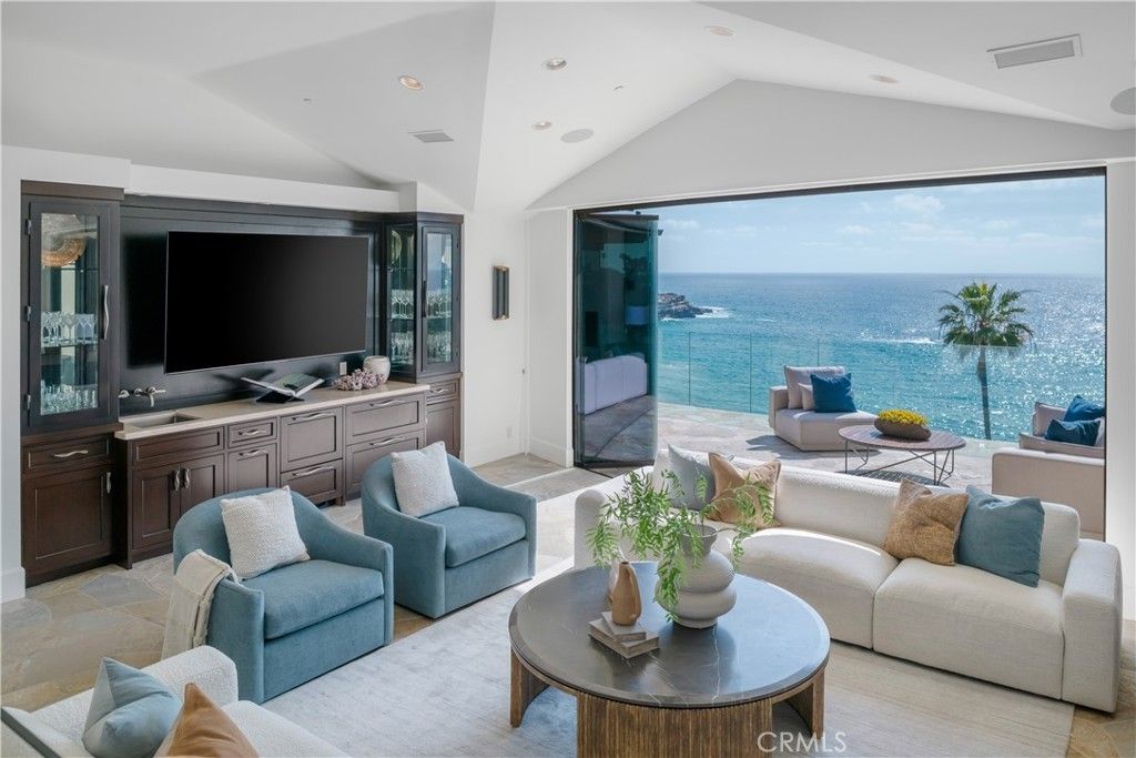 26 S La Senda, Laguna Beach