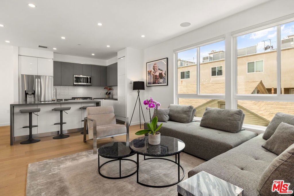 Photo of Listing #26648561