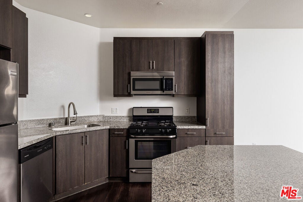 Photo of Listing #26649279