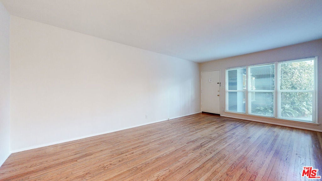 Photo of Listing #26649597