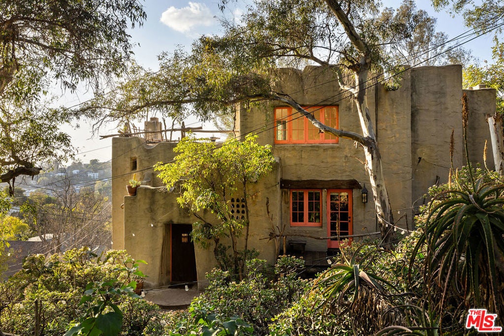 Photo of Listing #26649497