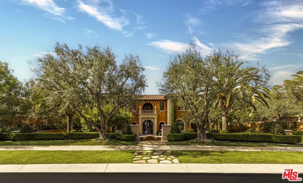 Photo of Listing #26645507