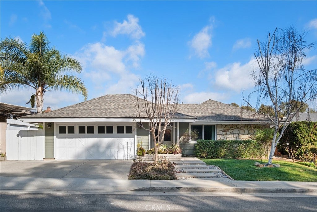 Photo of Listing #OC26029273