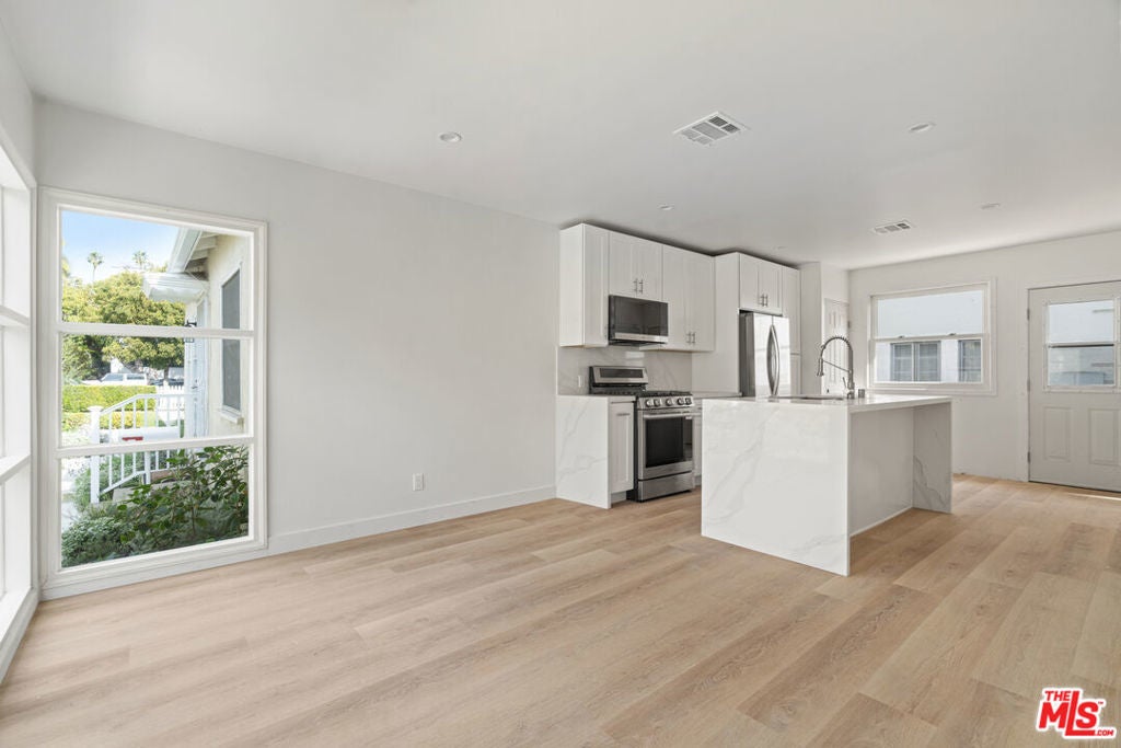 Photo of Listing #26649521