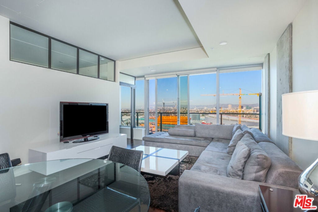 Photo of Listing #26650187