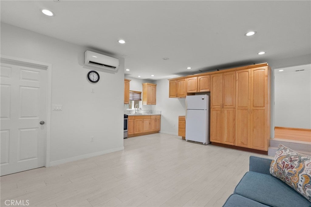 Photo of Listing #GD26030700