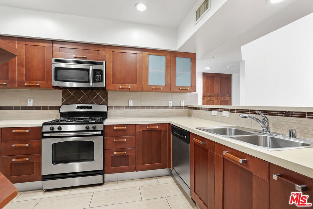 Photo of Listing #26650629