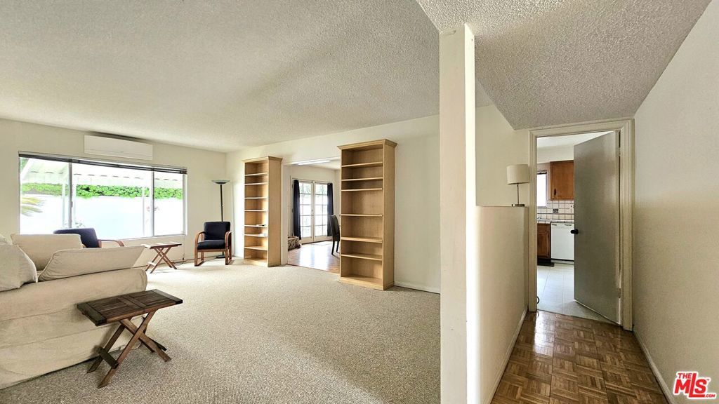 Photo of Listing #26650155