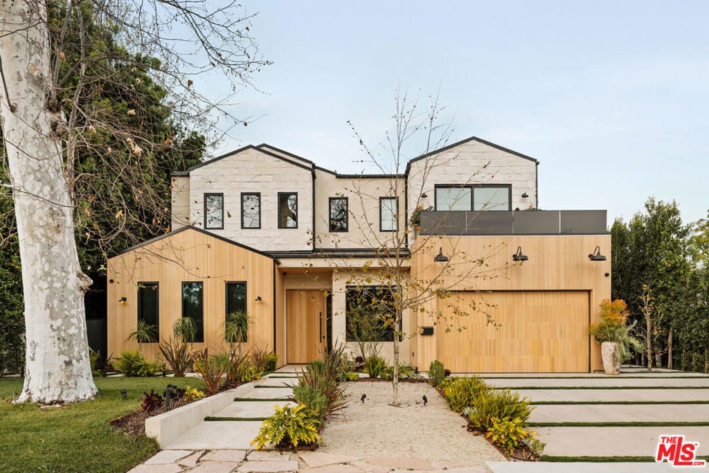 Photo of Listing #26650833