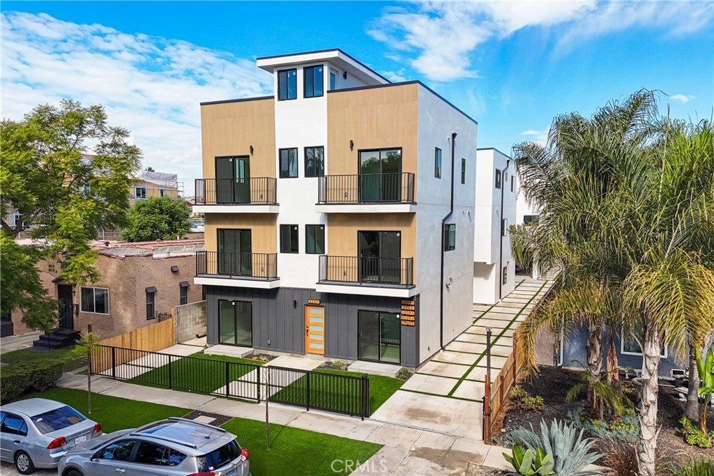 Photo of Listing #BB26032835