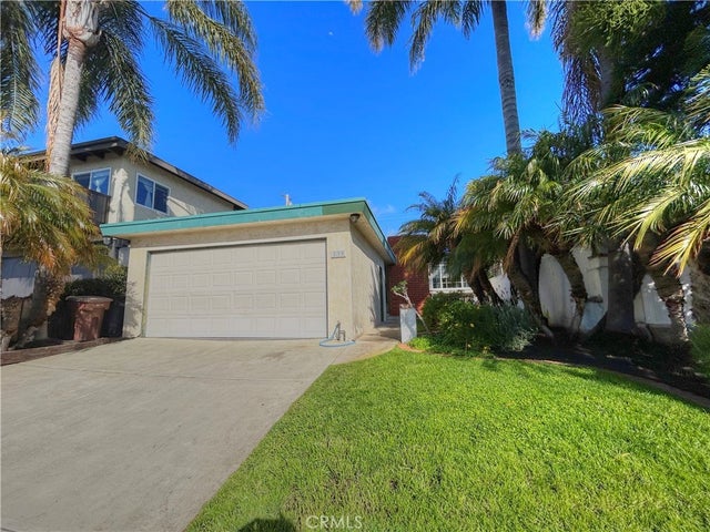 139 W Mariposa, San Clemente.