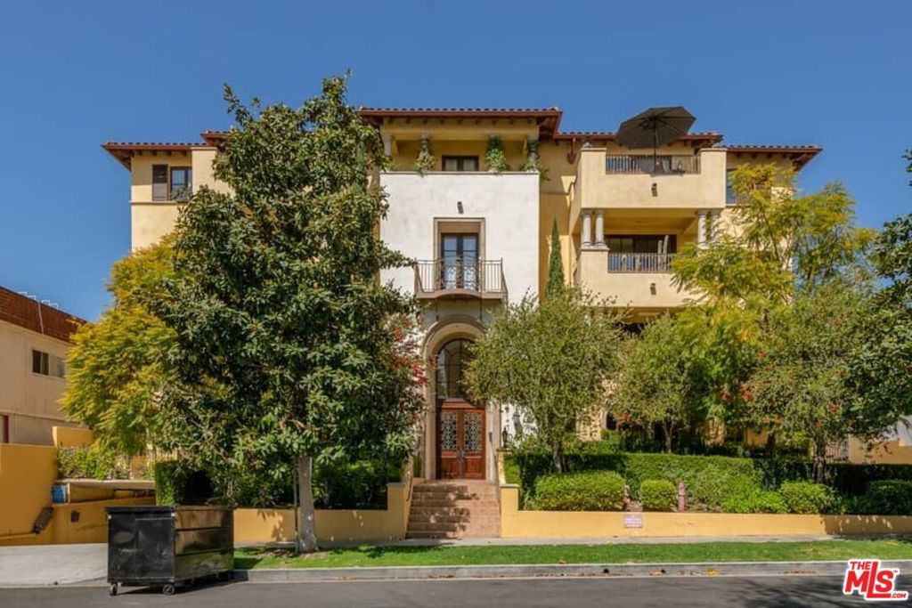 Photo of Listing #26651895