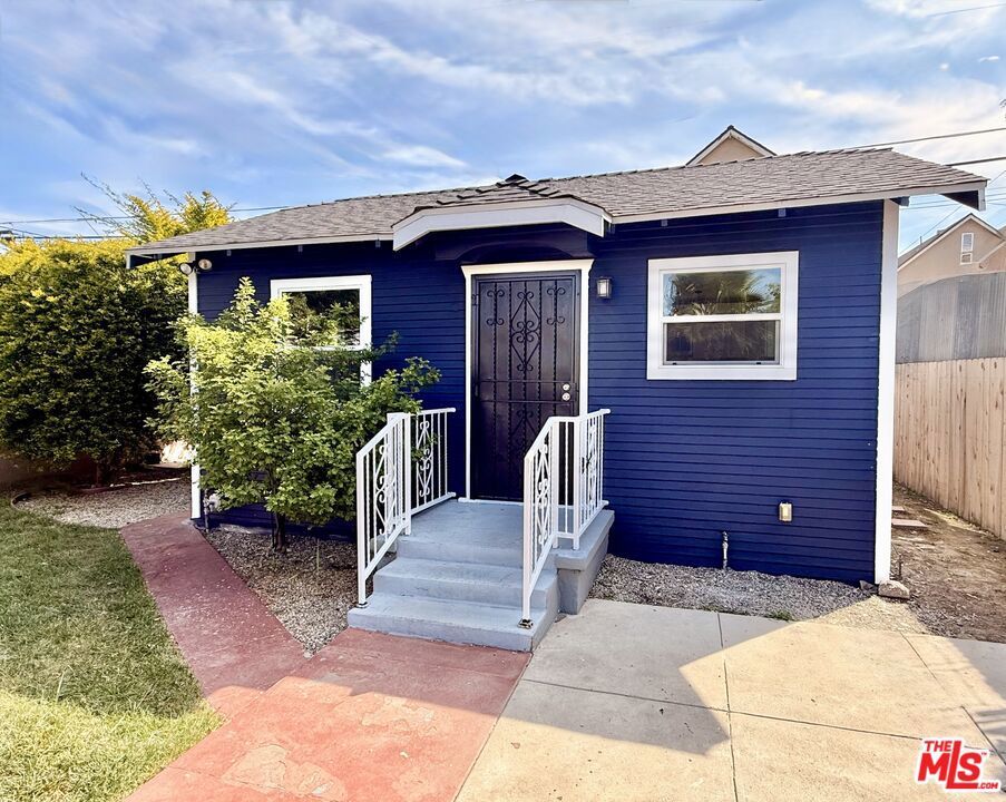 Photo of Listing #26651893