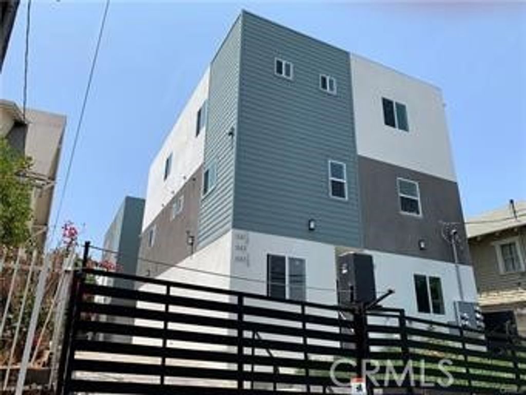 1143 Irolo, Los Angeles