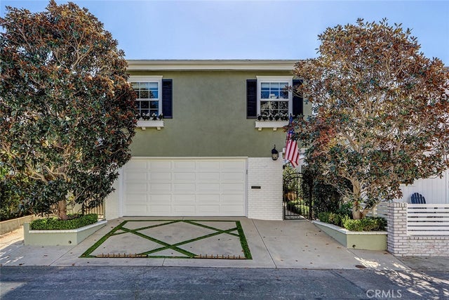 456 30th Street, Manhattan Beach.