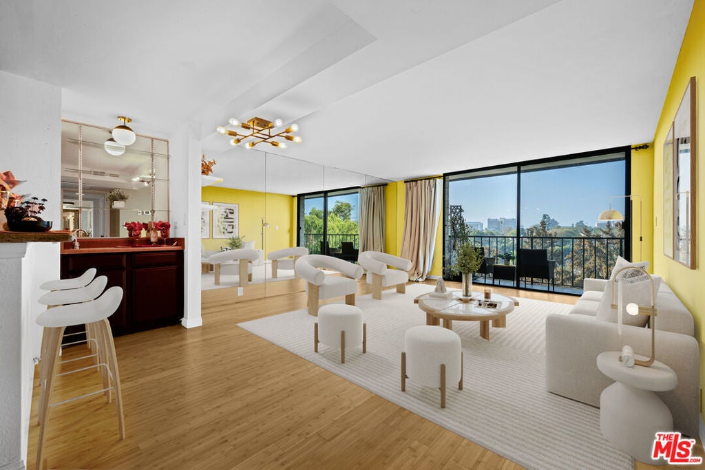 Photo of Listing #26651743